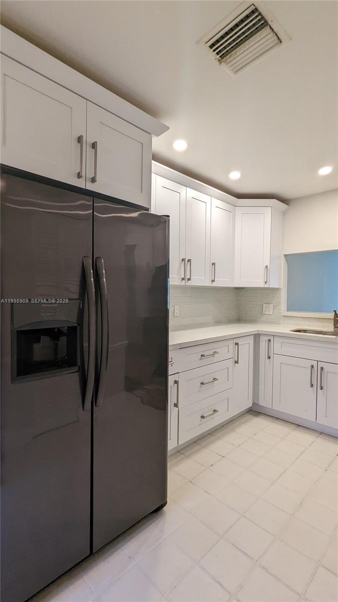 460 Lakeview Dr #4, Weston FL 33326
