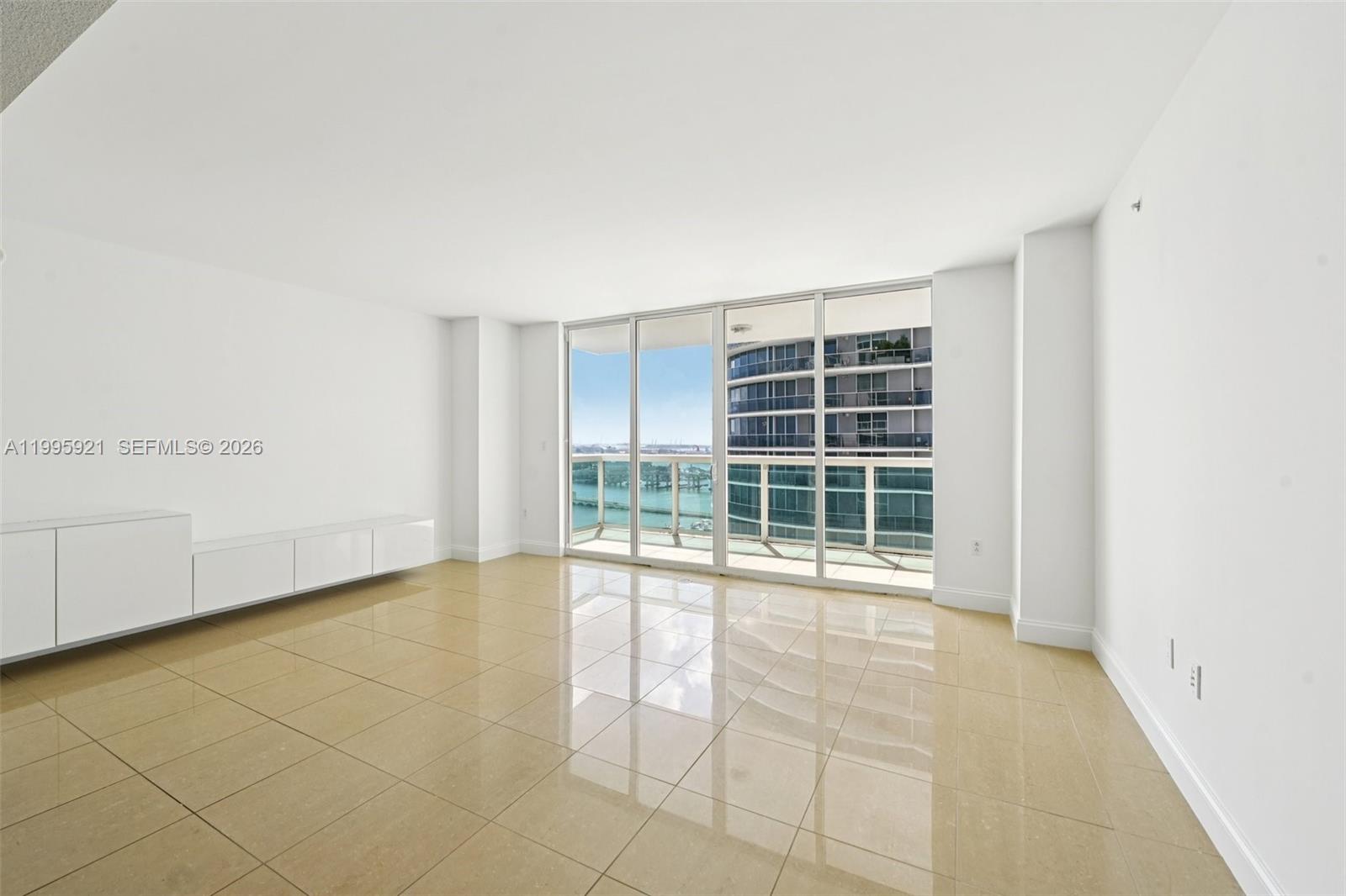 1800 N Bayshore Dr #2811, Miami FL 33132
