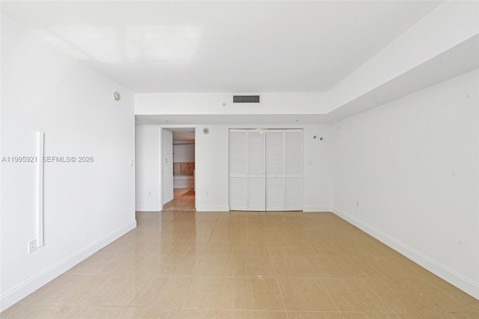 1800 N Bayshore Dr #2811, Miami FL 33132