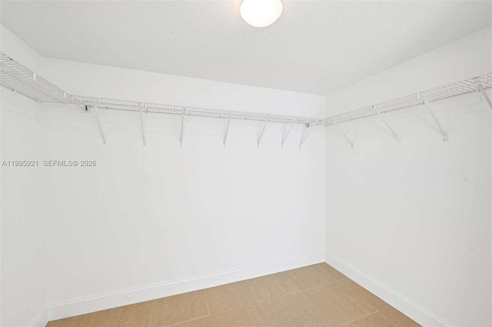 1800 N Bayshore Dr #2811, Miami FL 33132