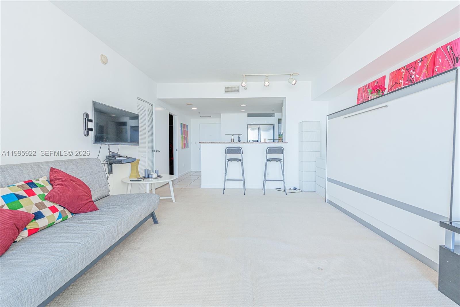 325 S Biscayne Blvd #3320, Miami FL 33131
