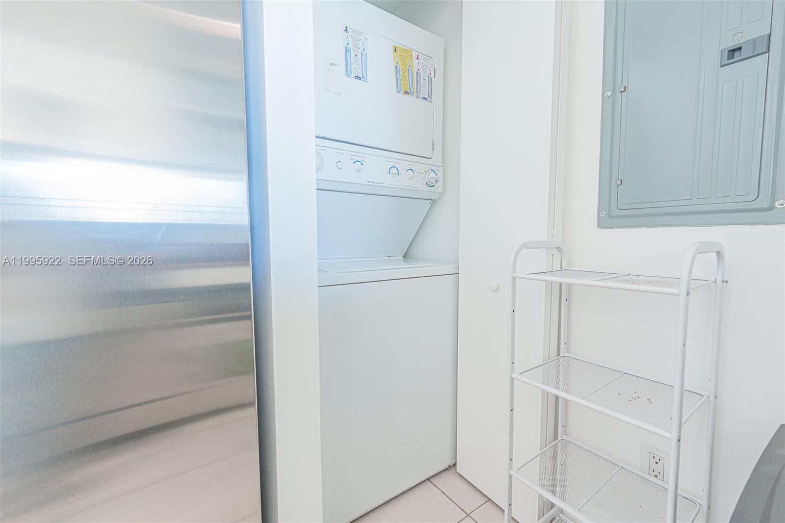 325 S Biscayne Blvd #3320, Miami FL 33131