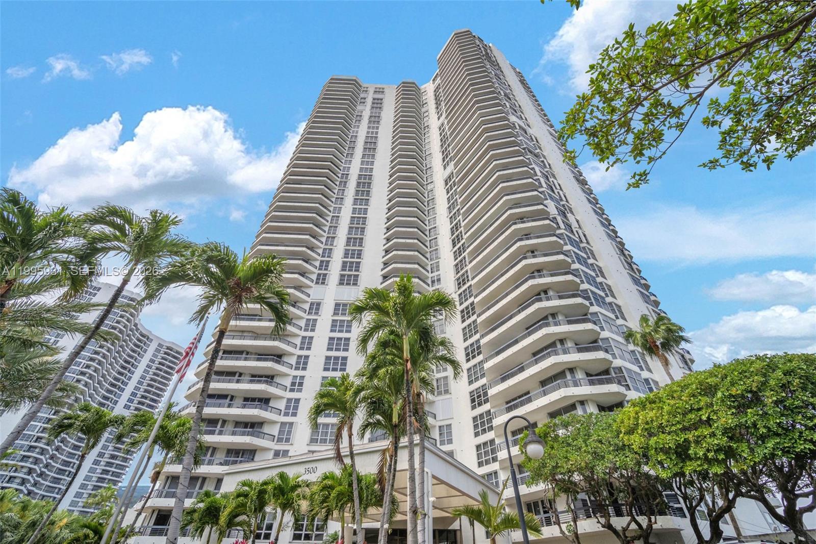 3500 Mystic Pointe Dr #3001, Aventura FL 33180