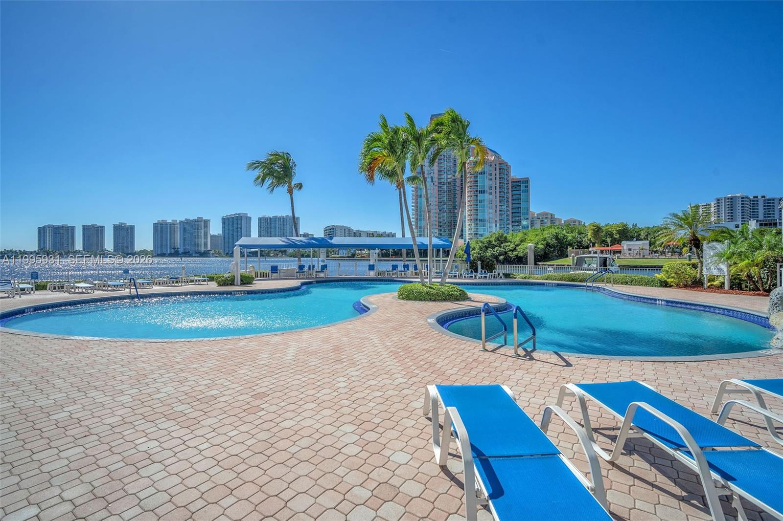 3500 Mystic Pointe Dr #3001, Aventura FL 33180