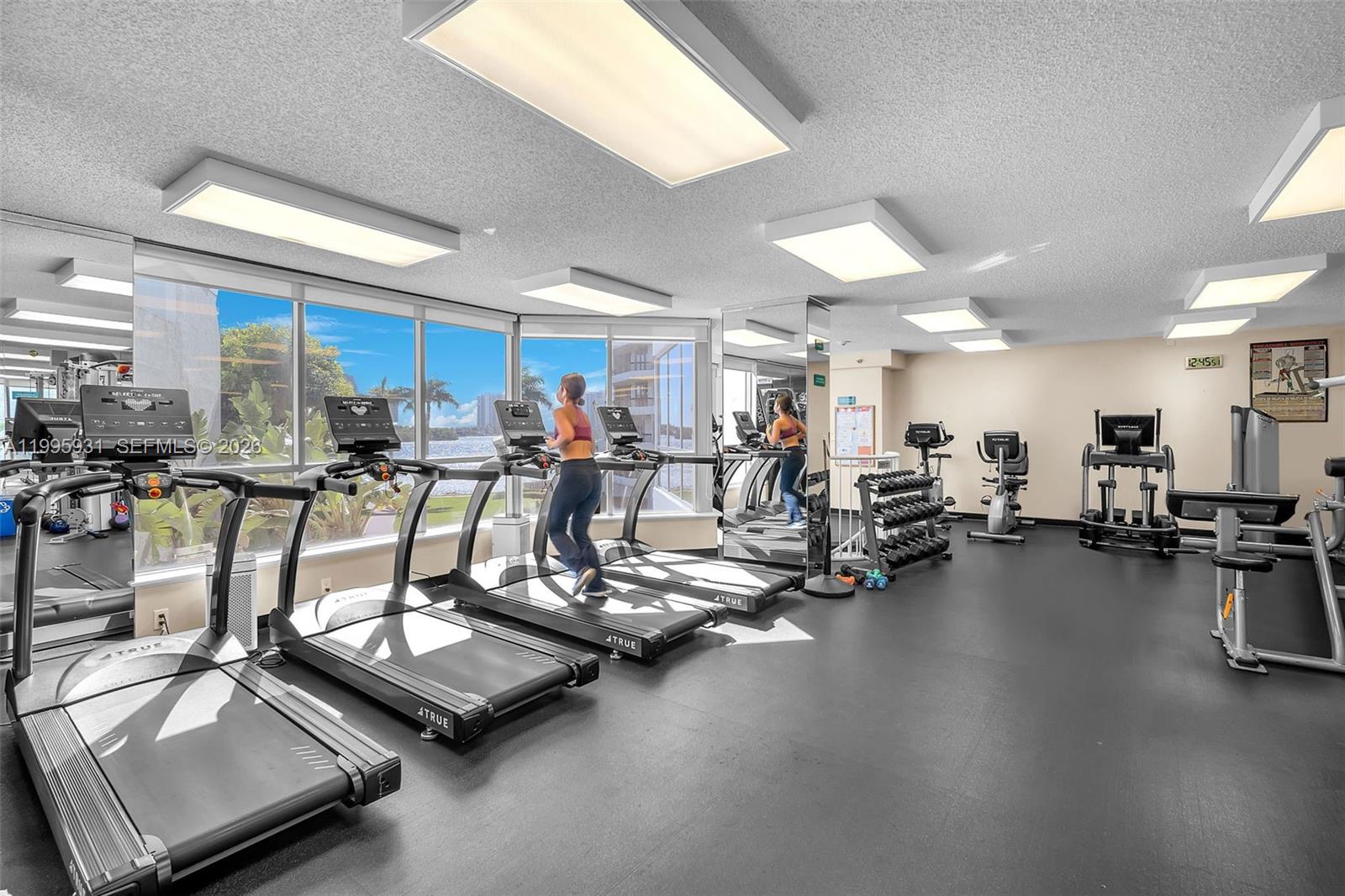 3500 Mystic Pointe Dr #3001, Aventura FL 33180