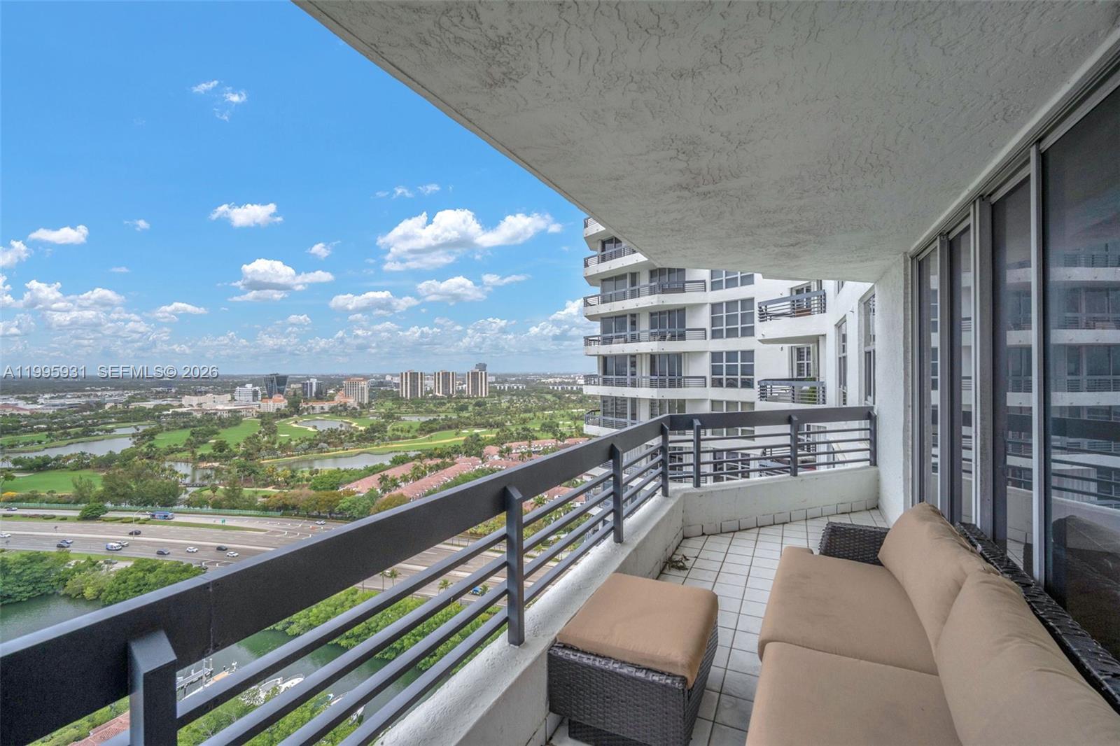3500 Mystic Pointe Dr #3001, Aventura FL 33180