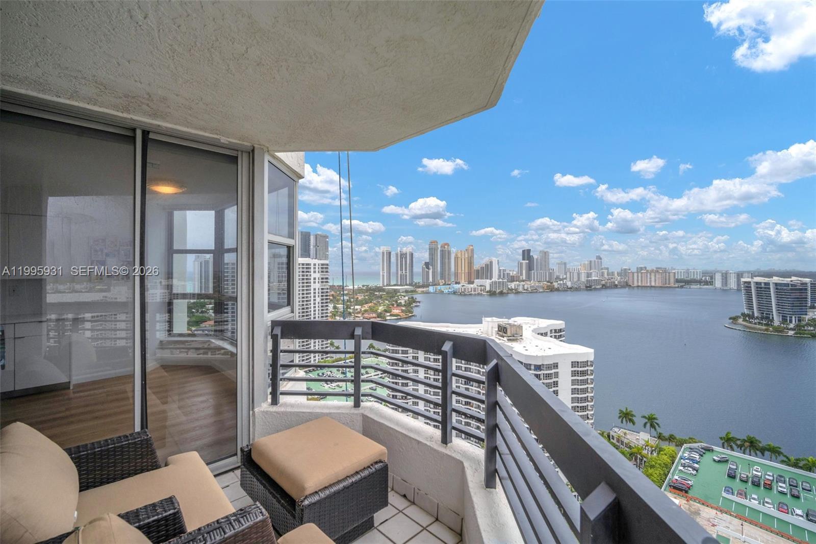 3500 Mystic Pointe Dr #3001, Aventura FL 33180