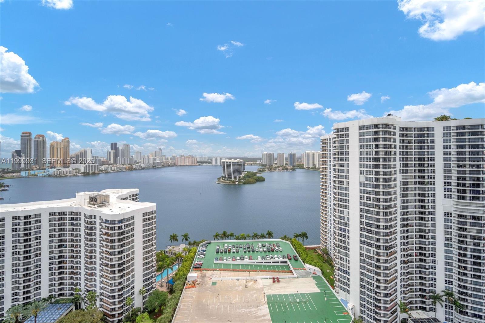 3500 Mystic Pointe Dr #3001, Aventura FL 33180