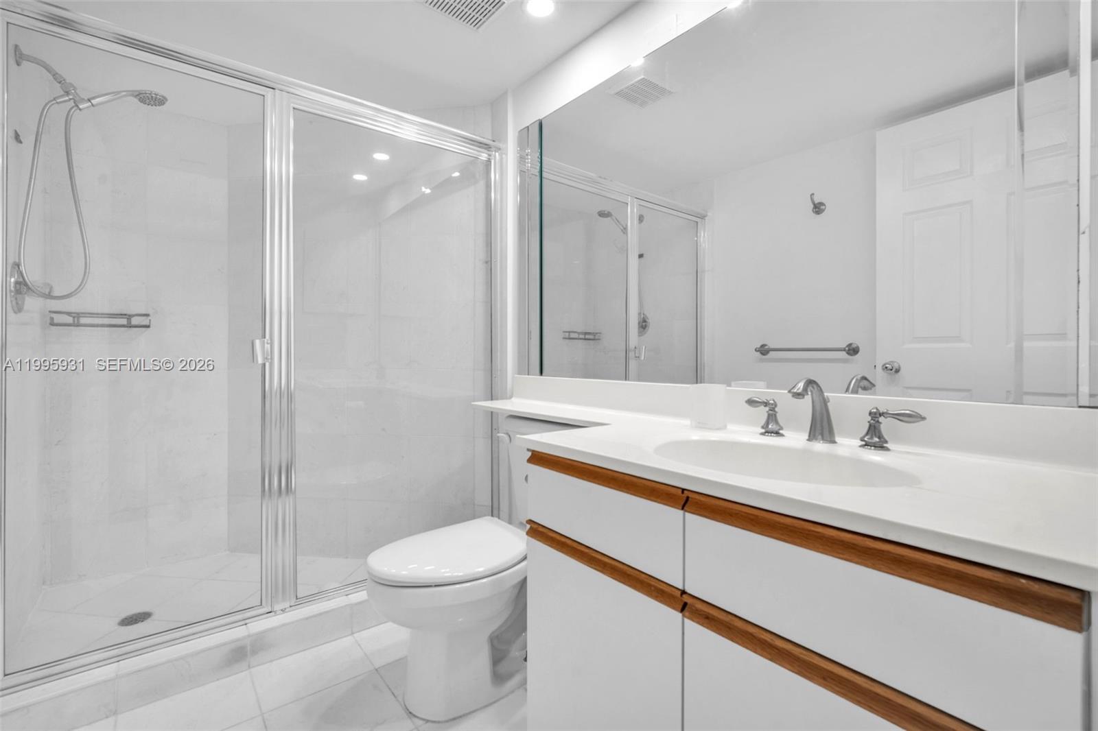 3500 Mystic Pointe Dr #3001, Aventura FL 33180