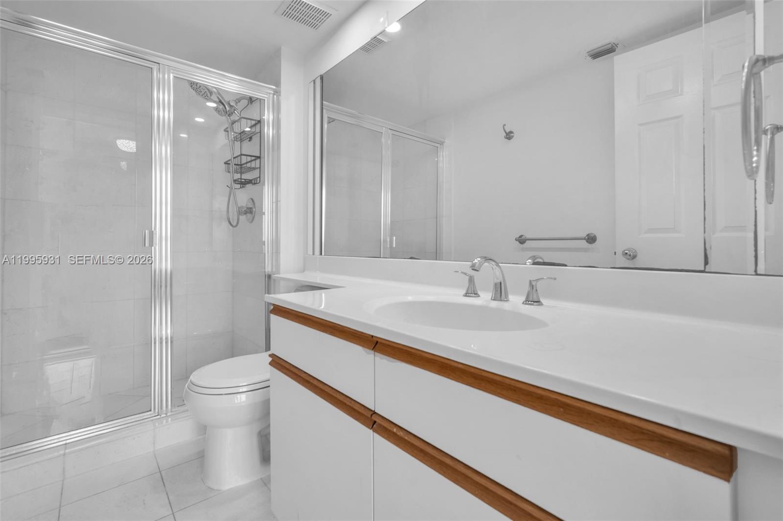 3500 Mystic Pointe Dr #3001, Aventura FL 33180