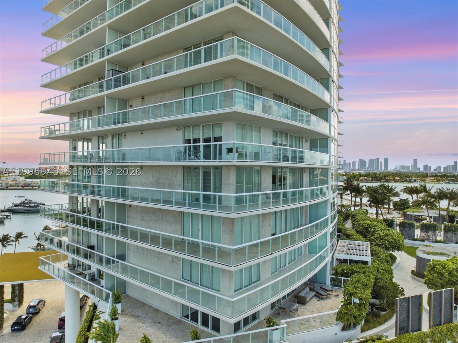 450 Alton Rd #910, Miami Beach FL 33139