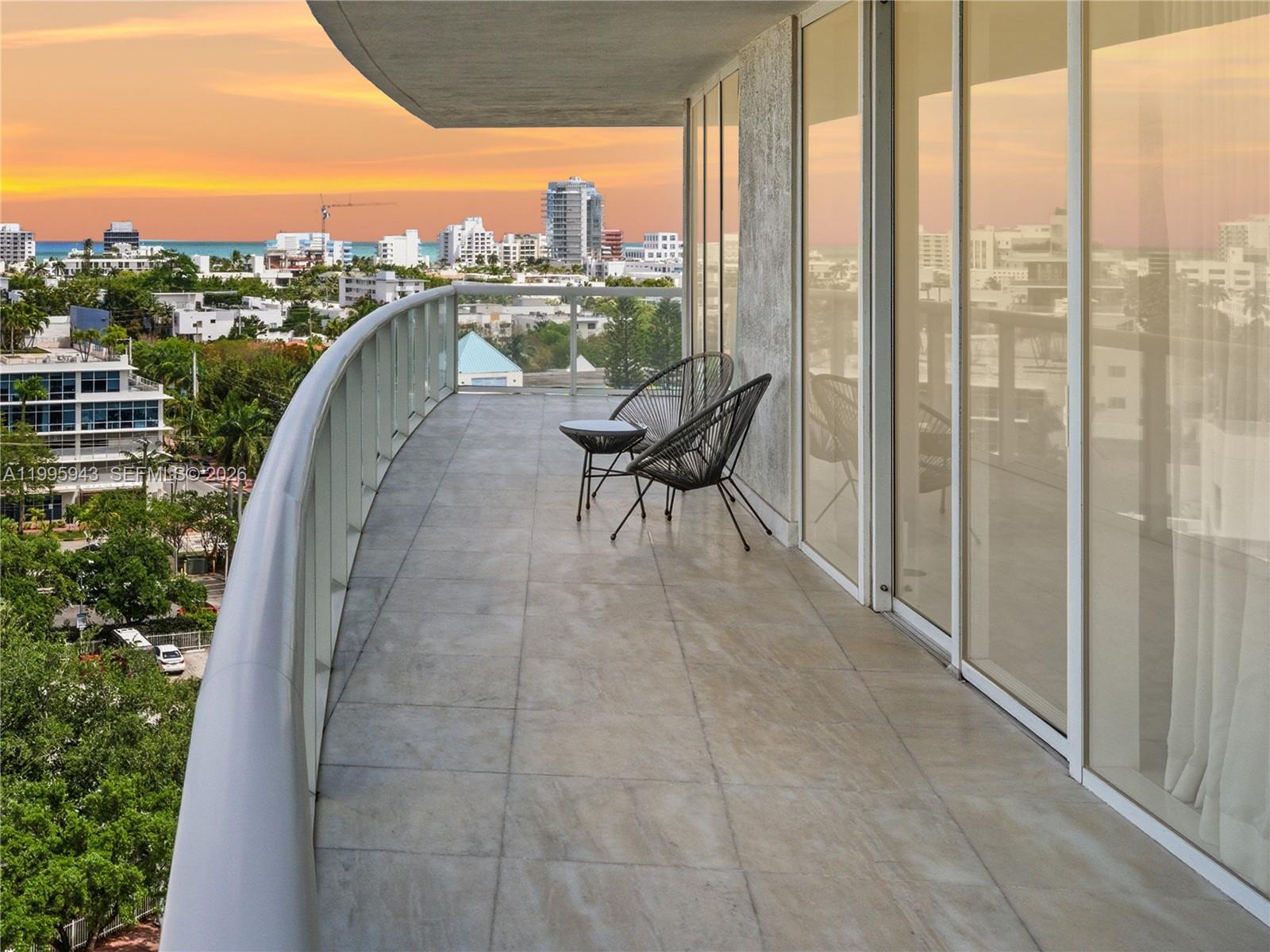 450 Alton Rd #910, Miami Beach FL 33139
