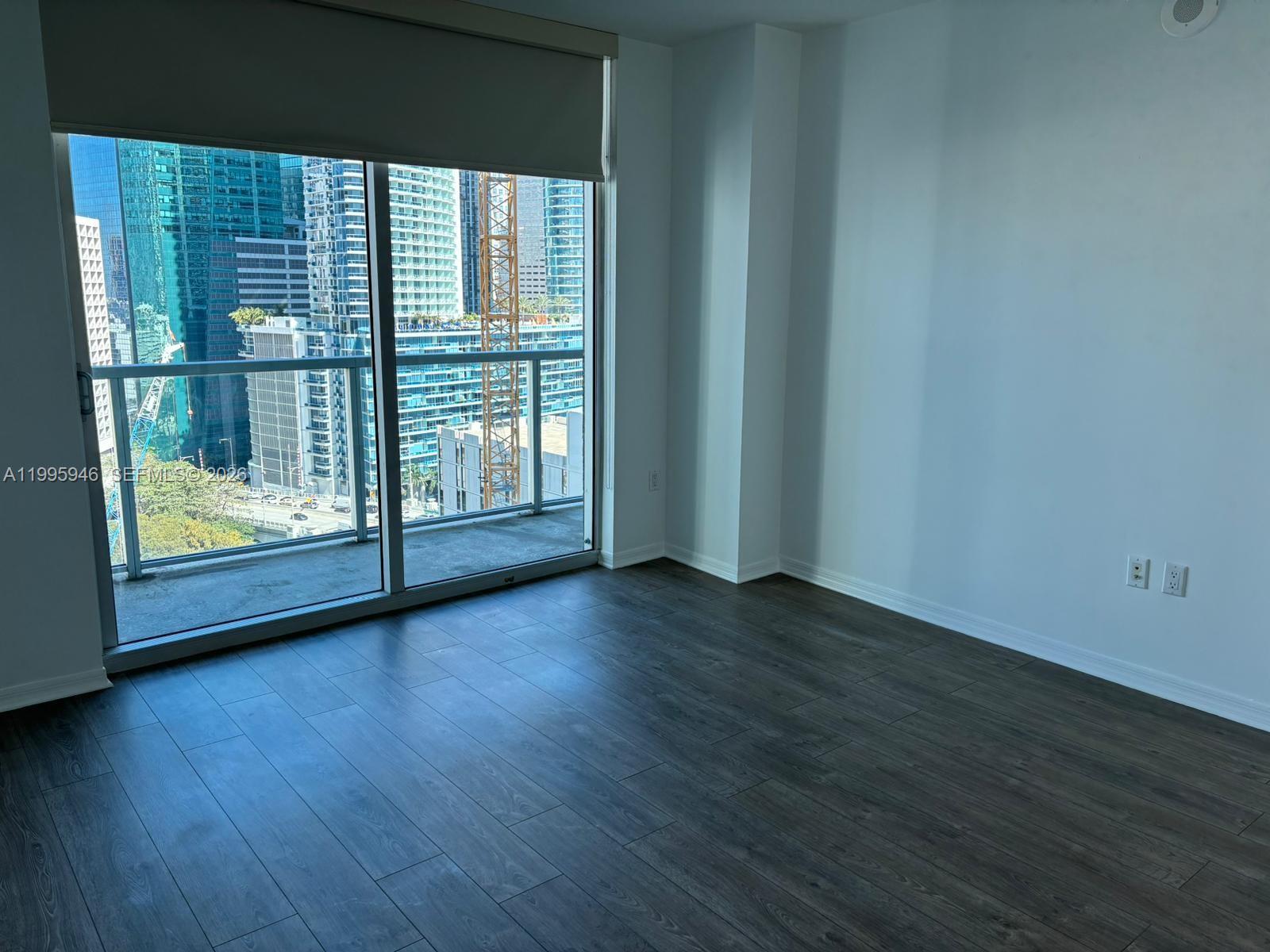 55 SE 6th St #2005, Miami FL 33131