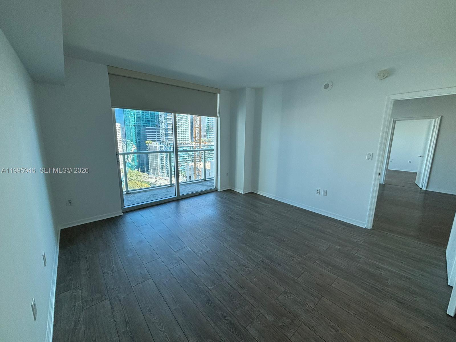 55 SE 6th St #2005, Miami FL 33131