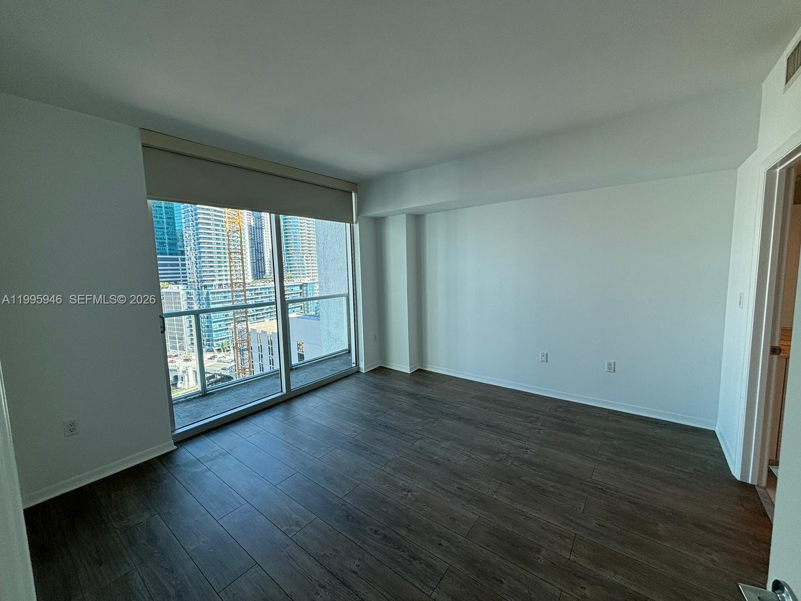 55 SE 6th St #2005, Miami FL 33131