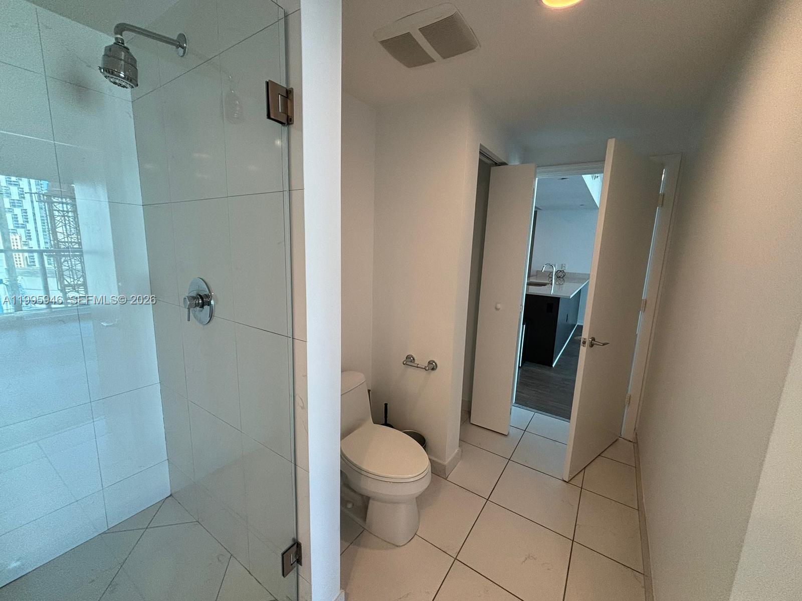55 SE 6th St #2005, Miami FL 33131