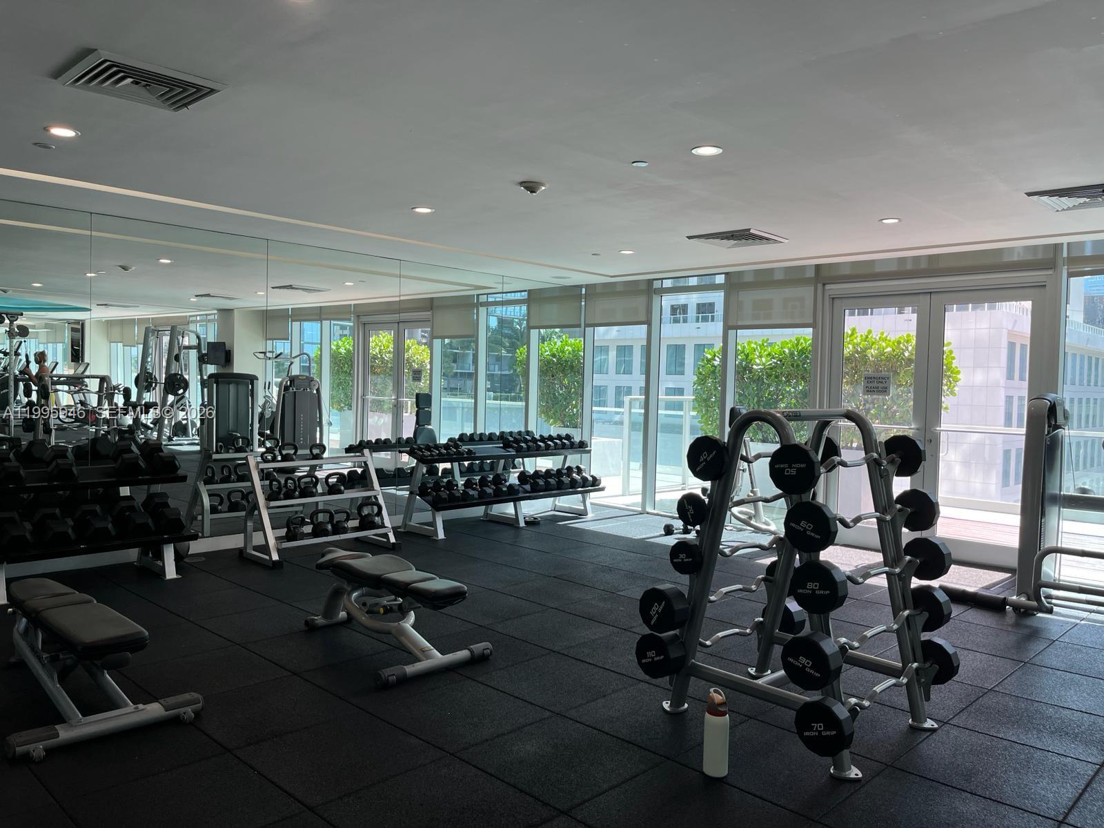 55 SE 6th St #2005, Miami FL 33131