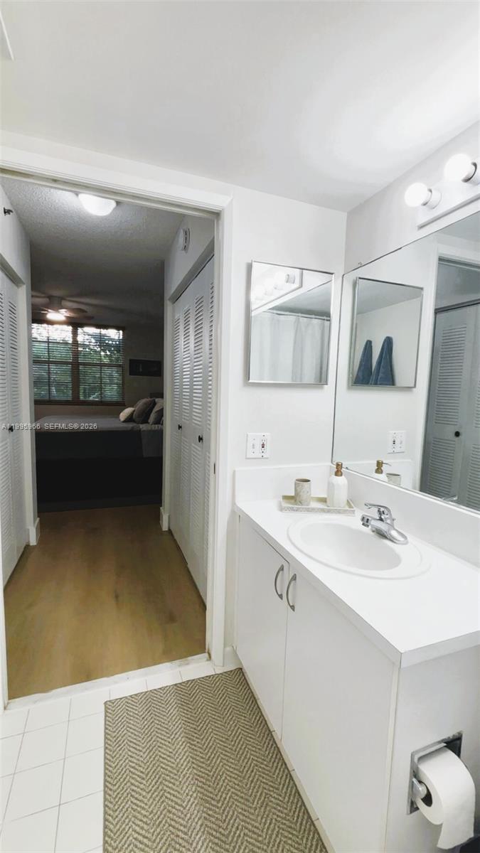 19801 E Country Club Dr #4301, Aventura FL 33180