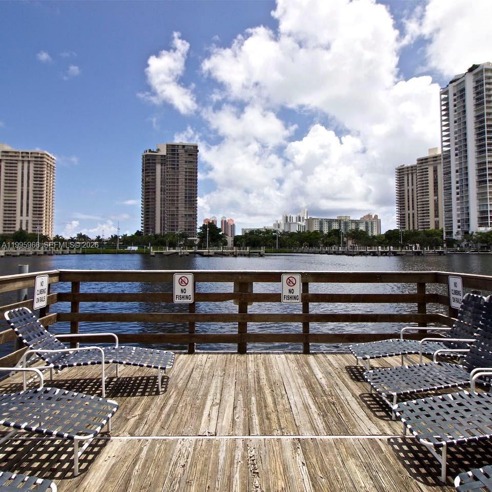 19801 E Country Club Dr #4301, Aventura FL 33180