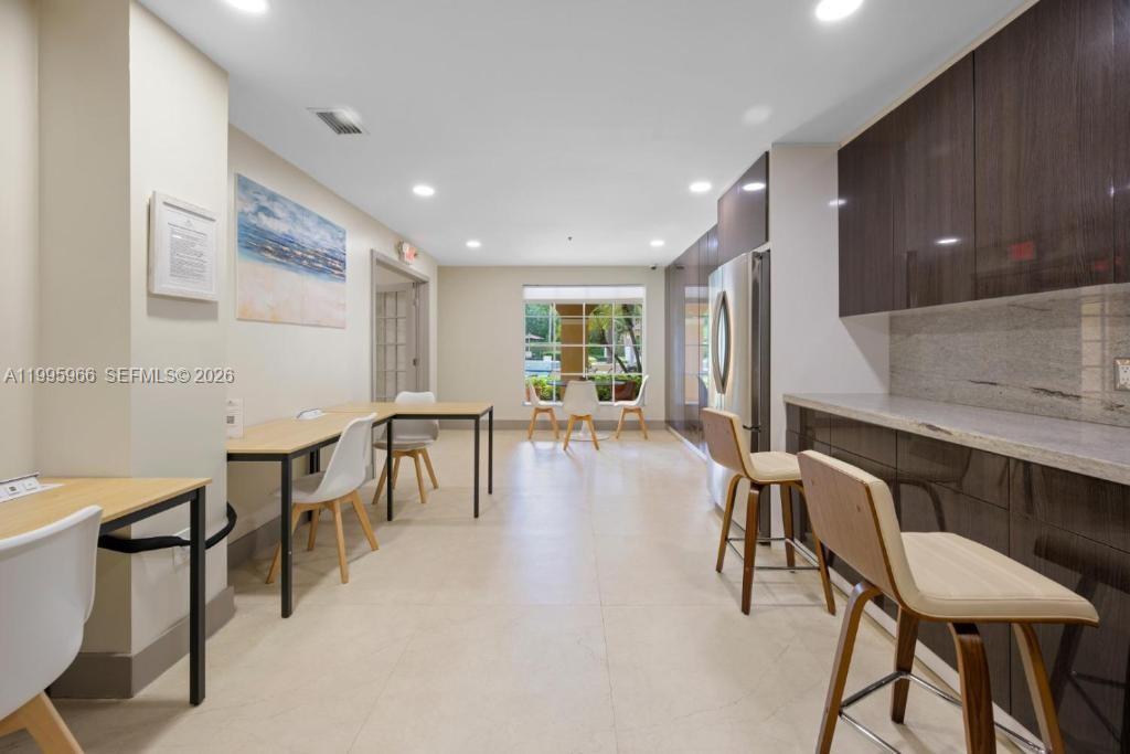 19801 E Country Club Dr #4301, Aventura FL 33180