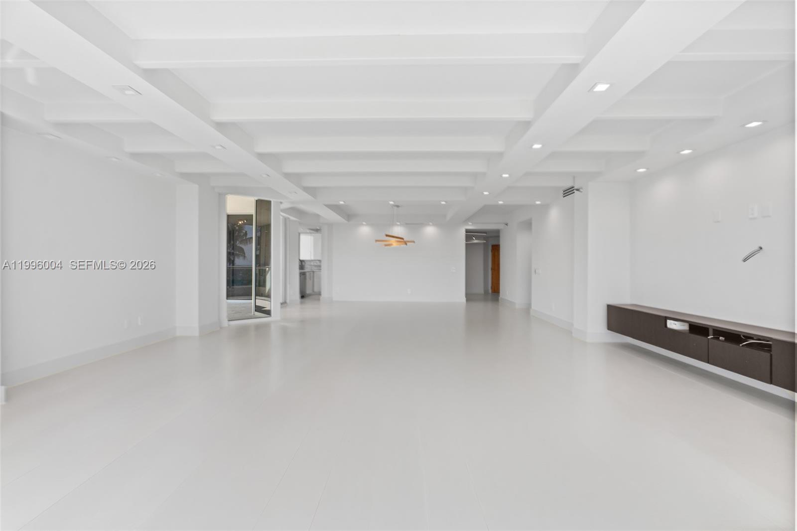 21150 Point Pl #701, Aventura FL 33180