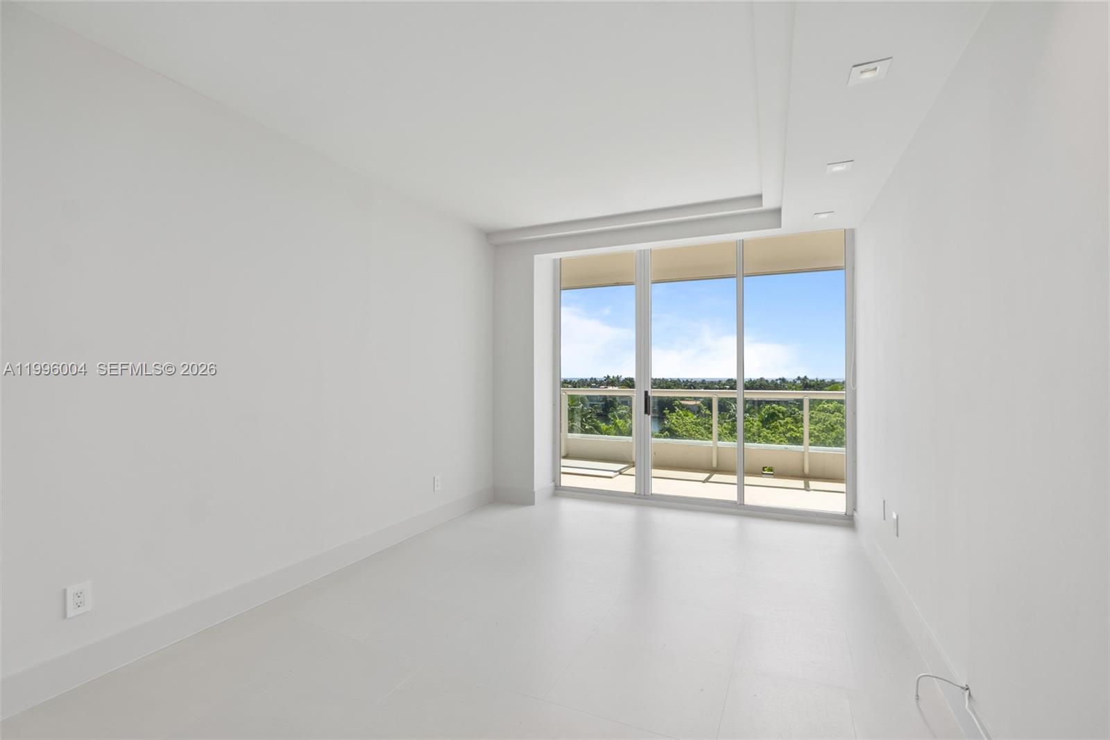 21150 Point Pl #701, Aventura FL 33180