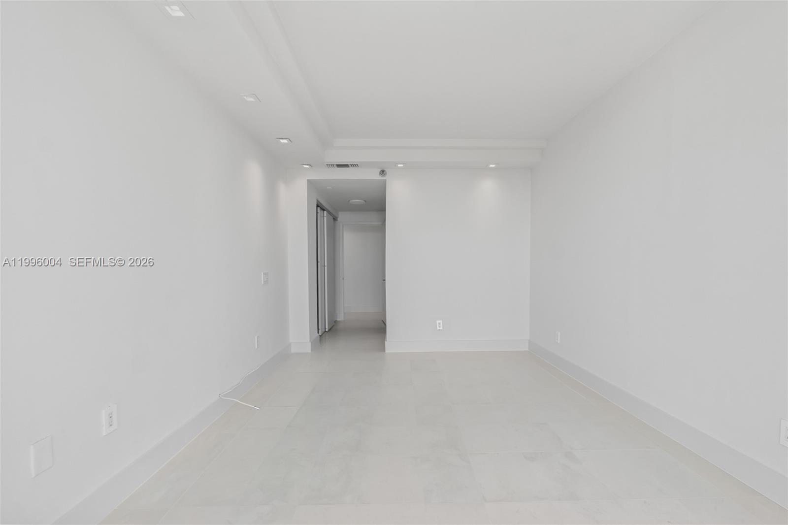 21150 Point Pl #701, Aventura FL 33180