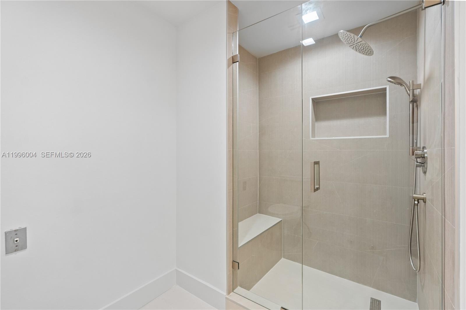 21150 Point Pl #701, Aventura FL 33180