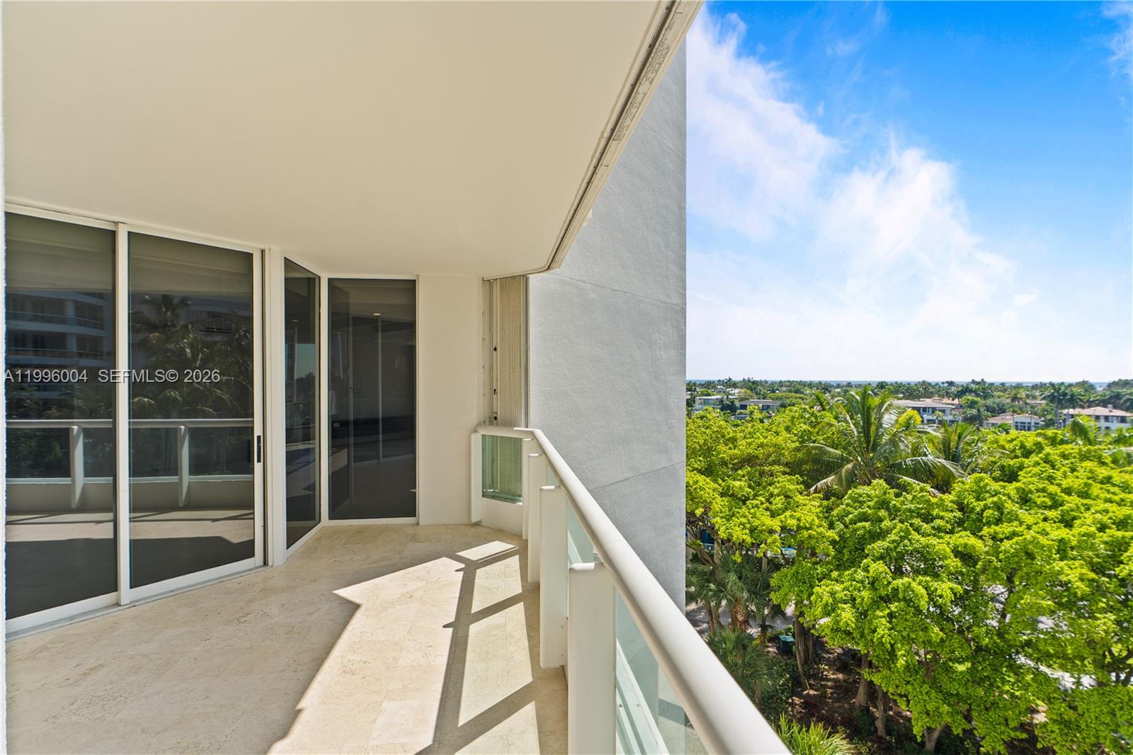 21150 Point Pl #701, Aventura FL 33180