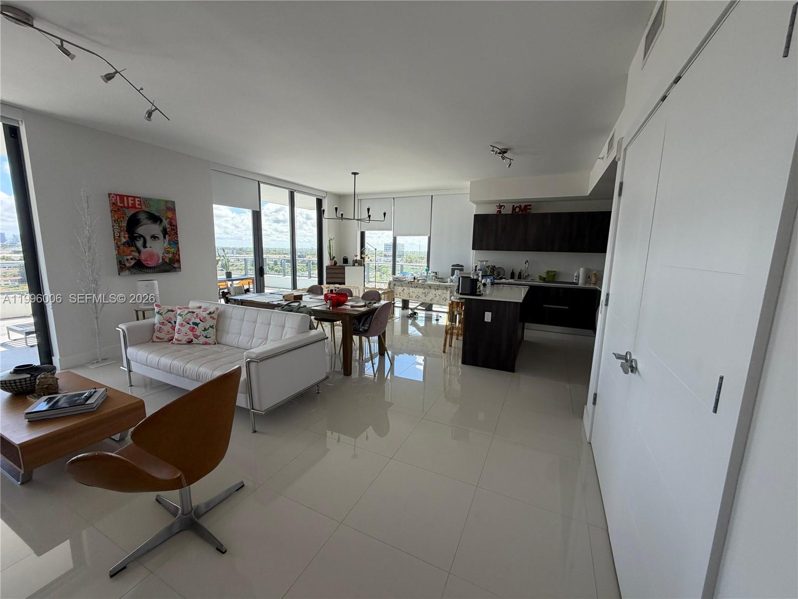2960 NE 207th St #1101, Aventura FL 33180