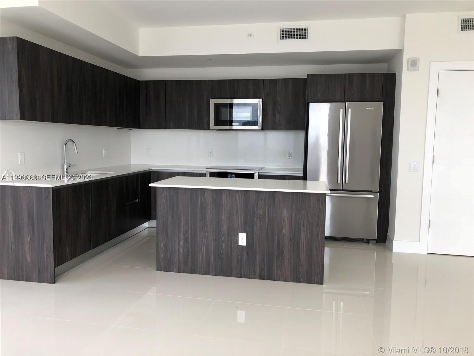 2960 NE 207th St #1101, Aventura FL 33180