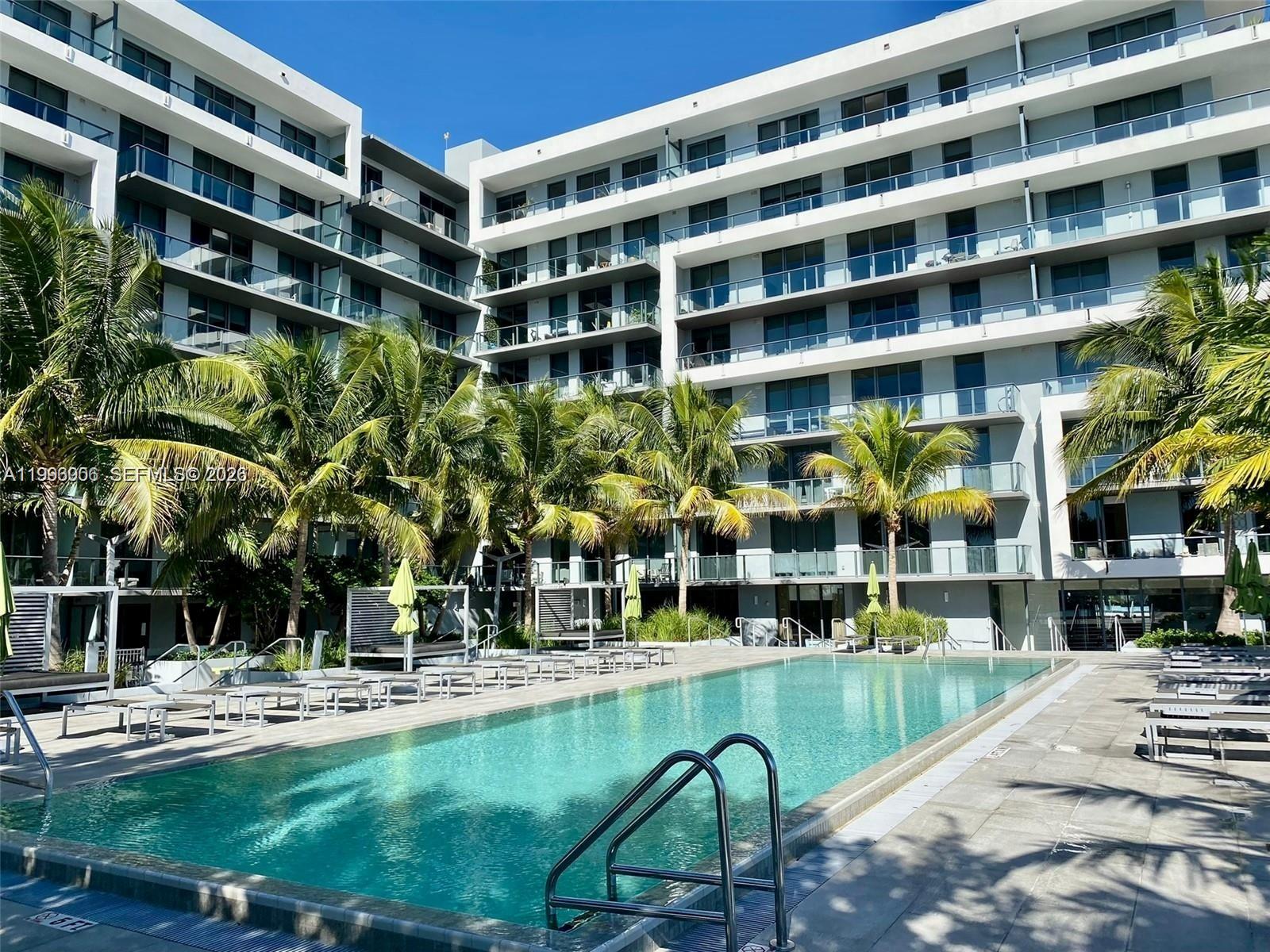 2960 NE 207th St #1101, Aventura FL 33180