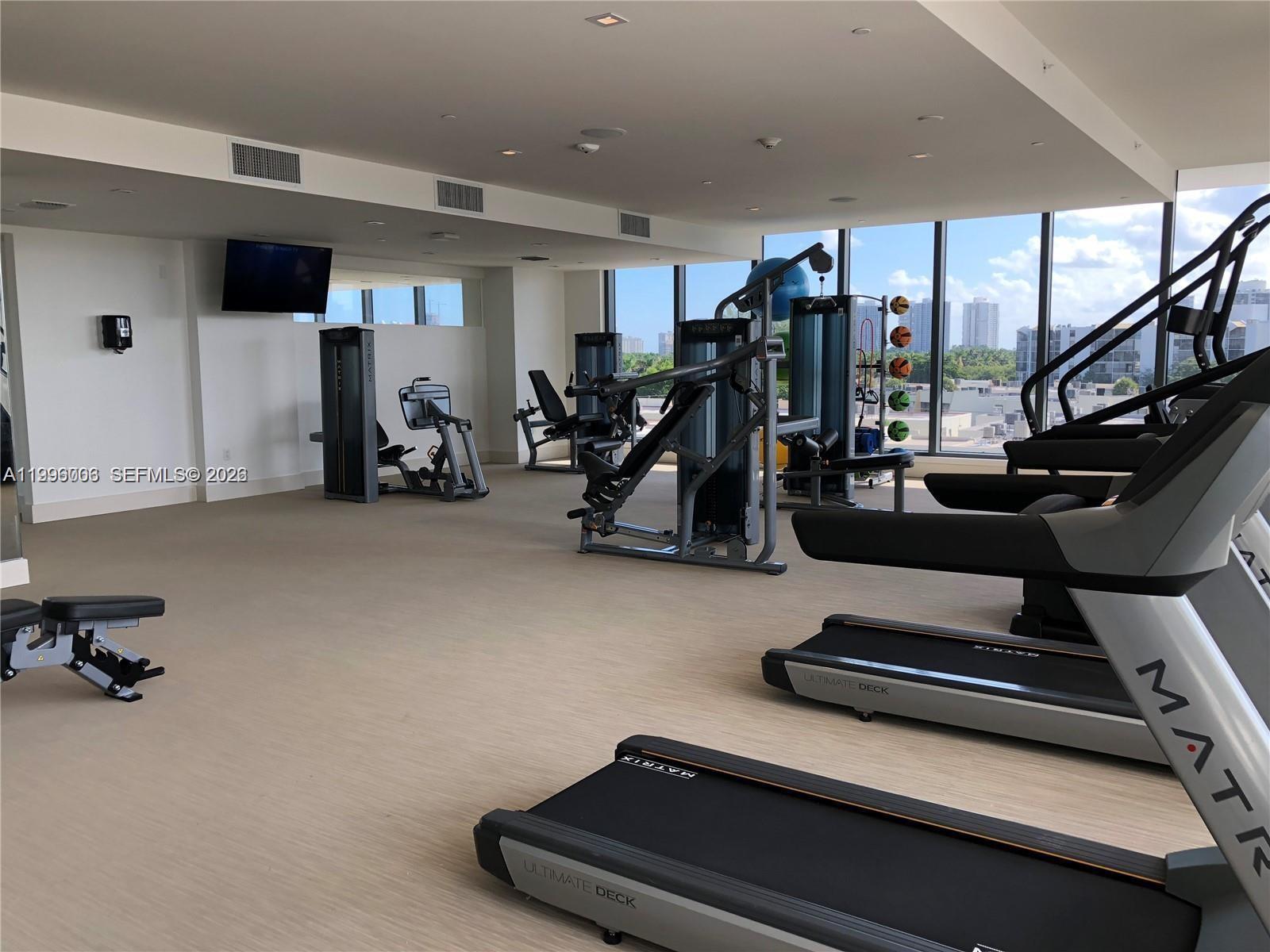 2960 NE 207th St #1101, Aventura FL 33180