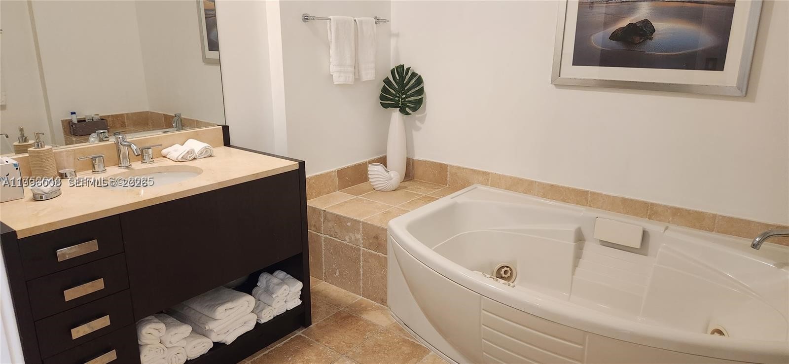 18201 Collins Ave #4305, Sunny Isles Beach FL 33160