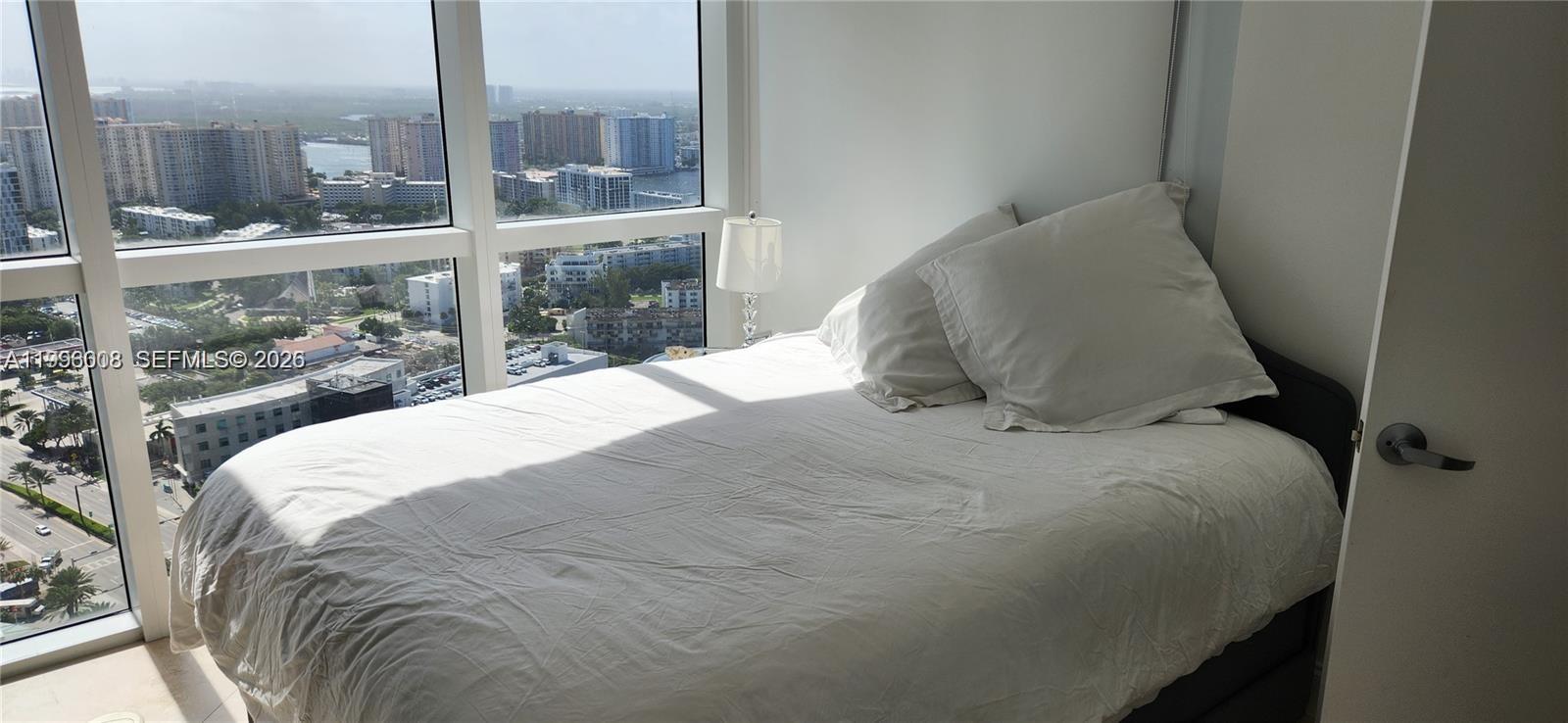 18201 Collins Ave #4305, Sunny Isles Beach FL 33160