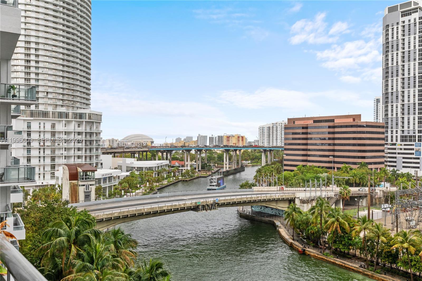 690 SW 1st Ct #1017, Miami FL 33130