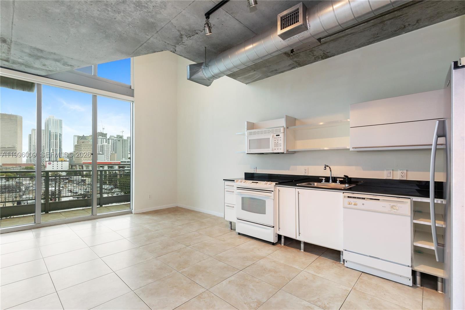 690 SW 1st Ct #1017, Miami FL 33130