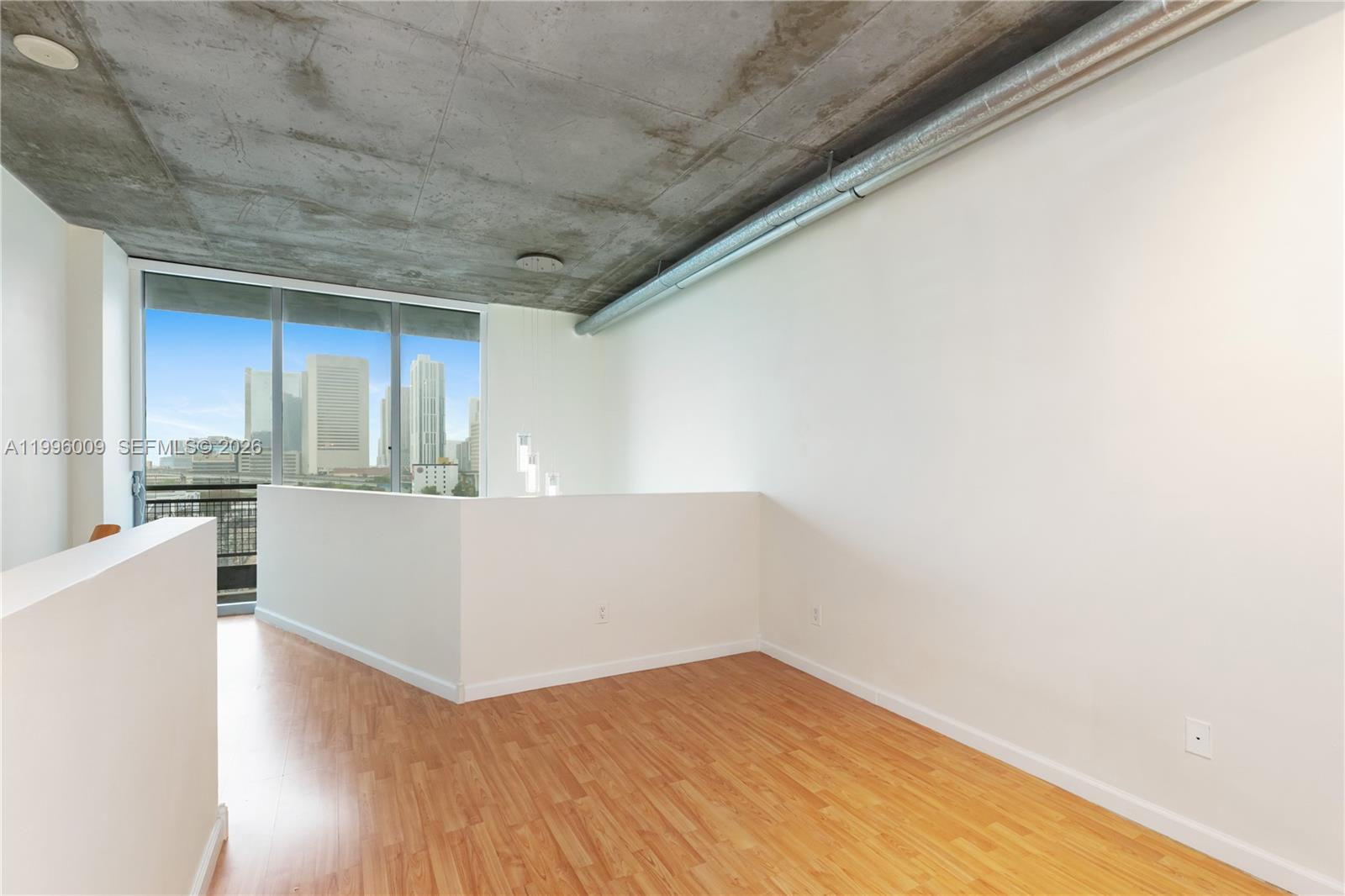 690 SW 1st Ct #1017, Miami FL 33130