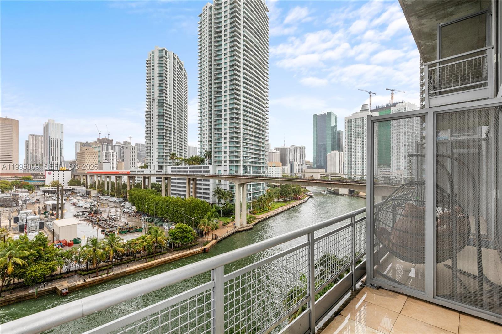 690 SW 1st Ct #1017, Miami FL 33130