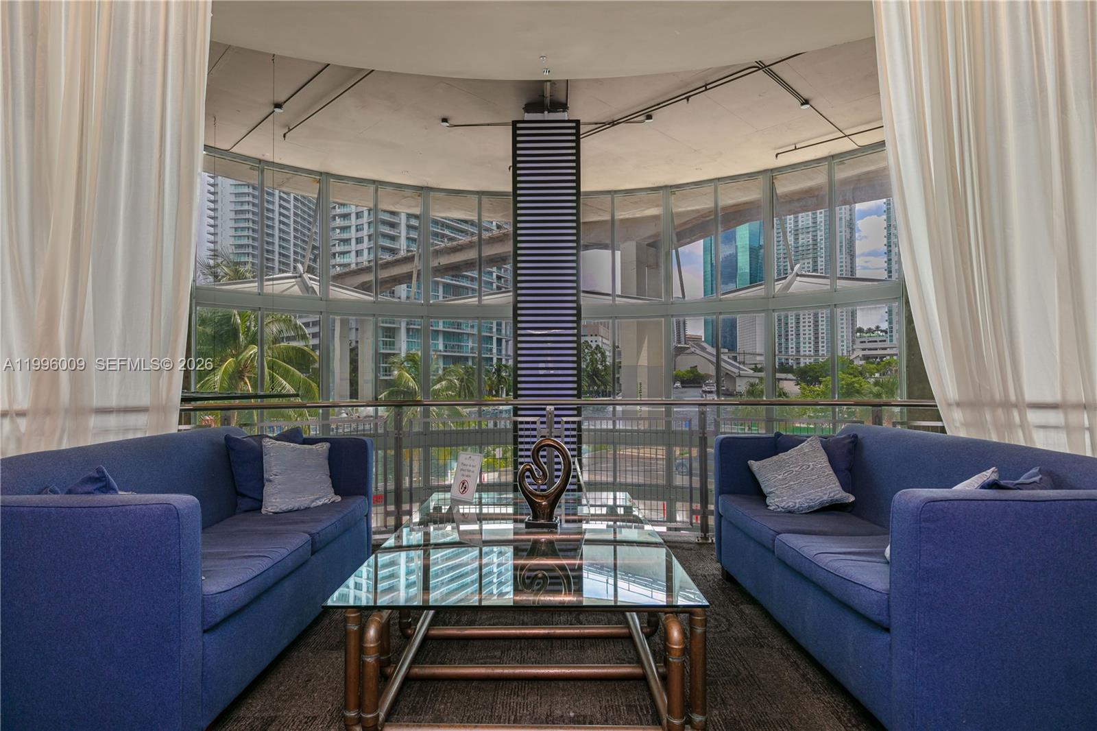 690 SW 1st Ct #1017, Miami FL 33130