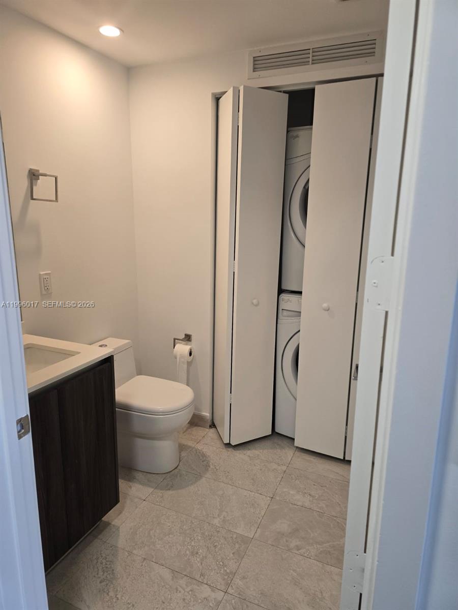 488 NE 18th St #304, Miami FL 33132