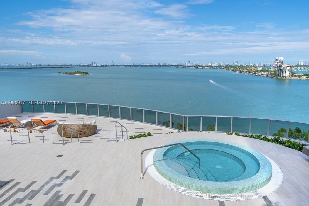 488 NE 18th St #304, Miami FL 33132