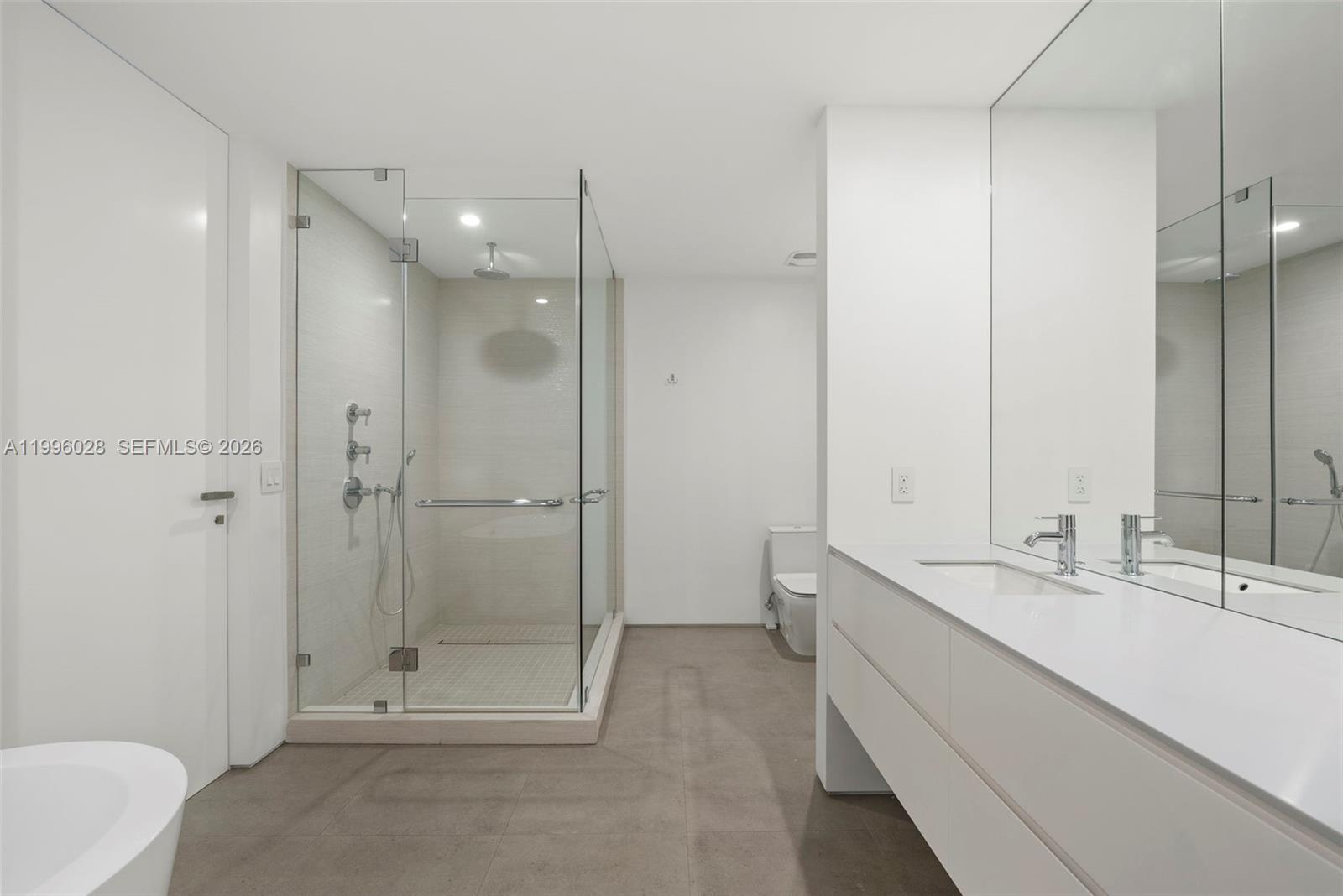100 S Pointe Dr #1906/07, Miami Beach FL 33139