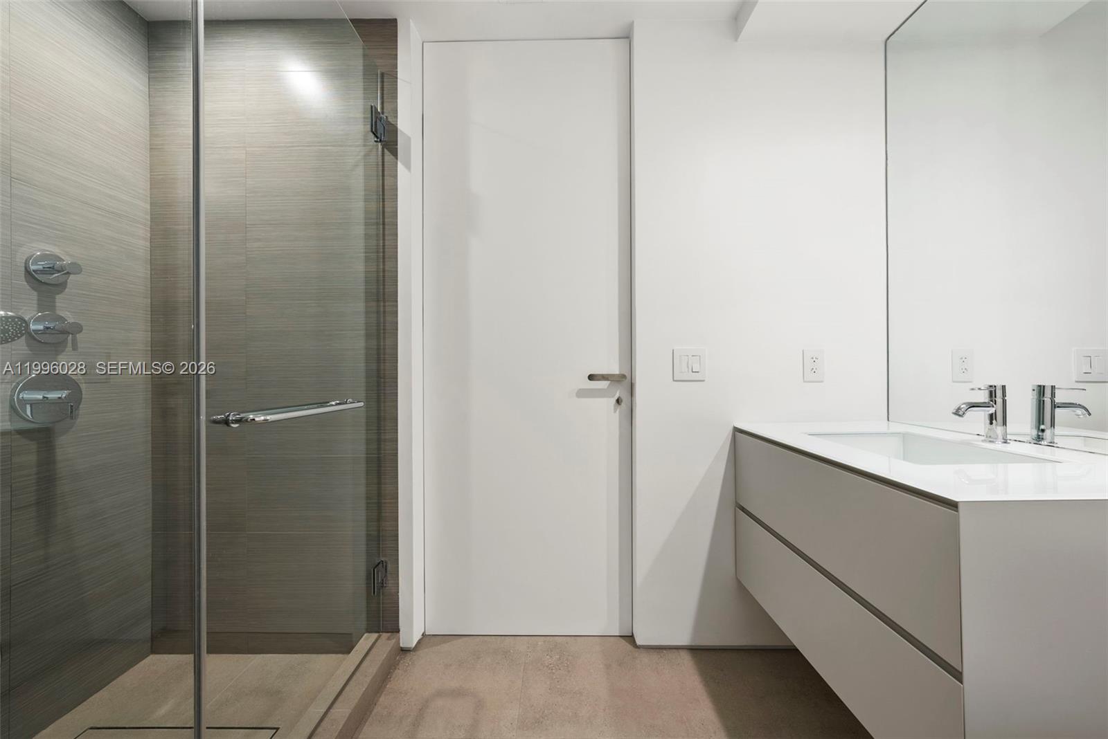 100 S Pointe Dr #1906/07, Miami Beach FL 33139