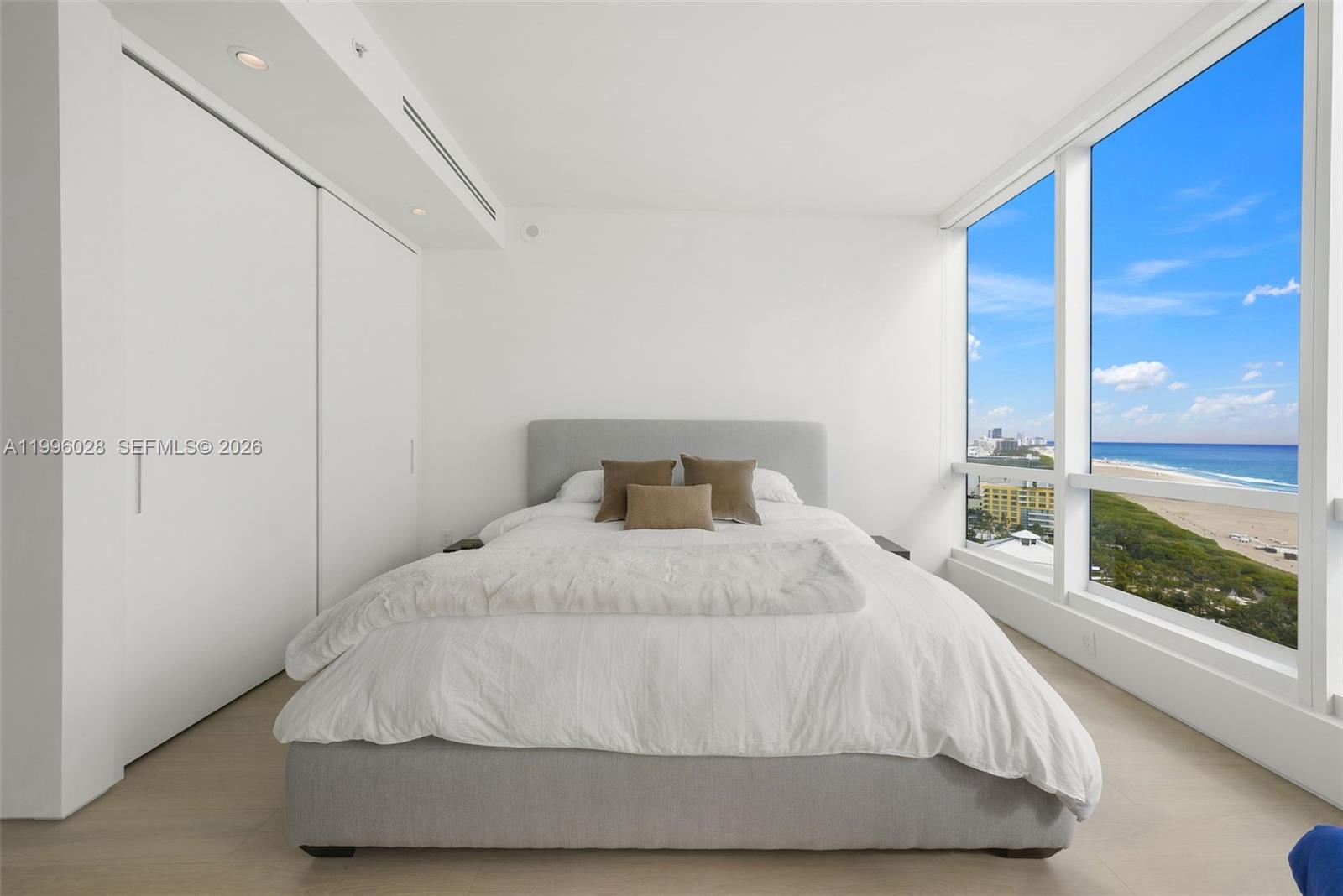 100 S Pointe Dr #1906/07, Miami Beach FL 33139
