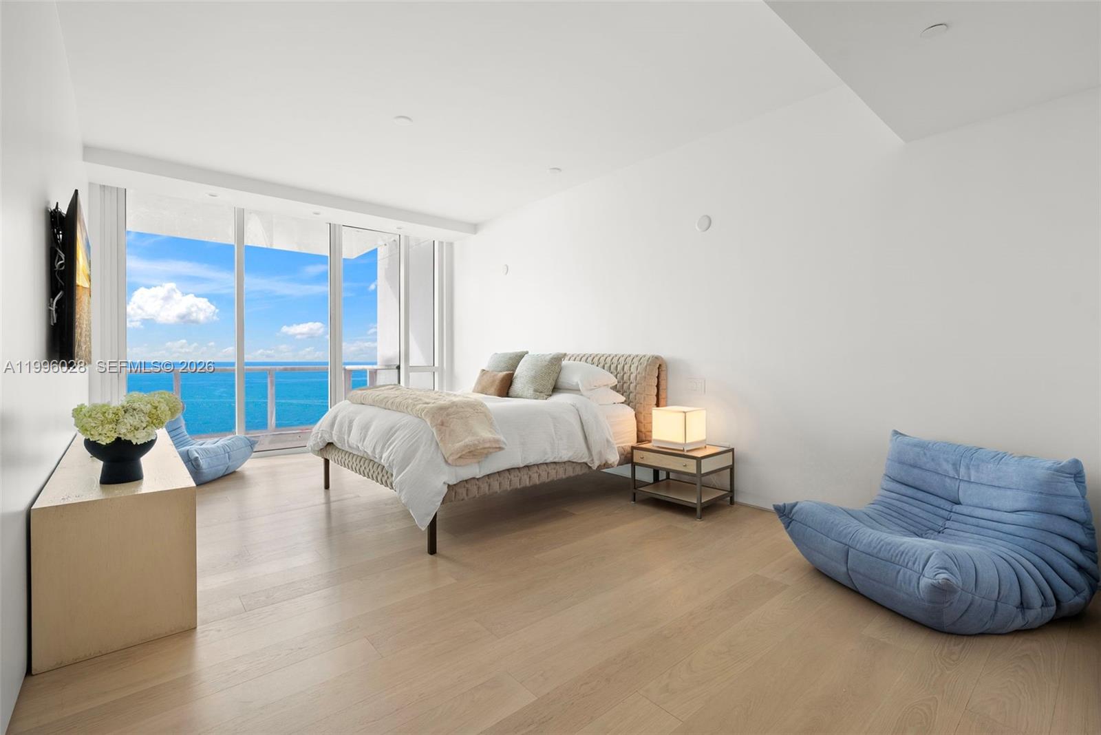 100 S Pointe Dr #1906/07, Miami Beach FL 33139