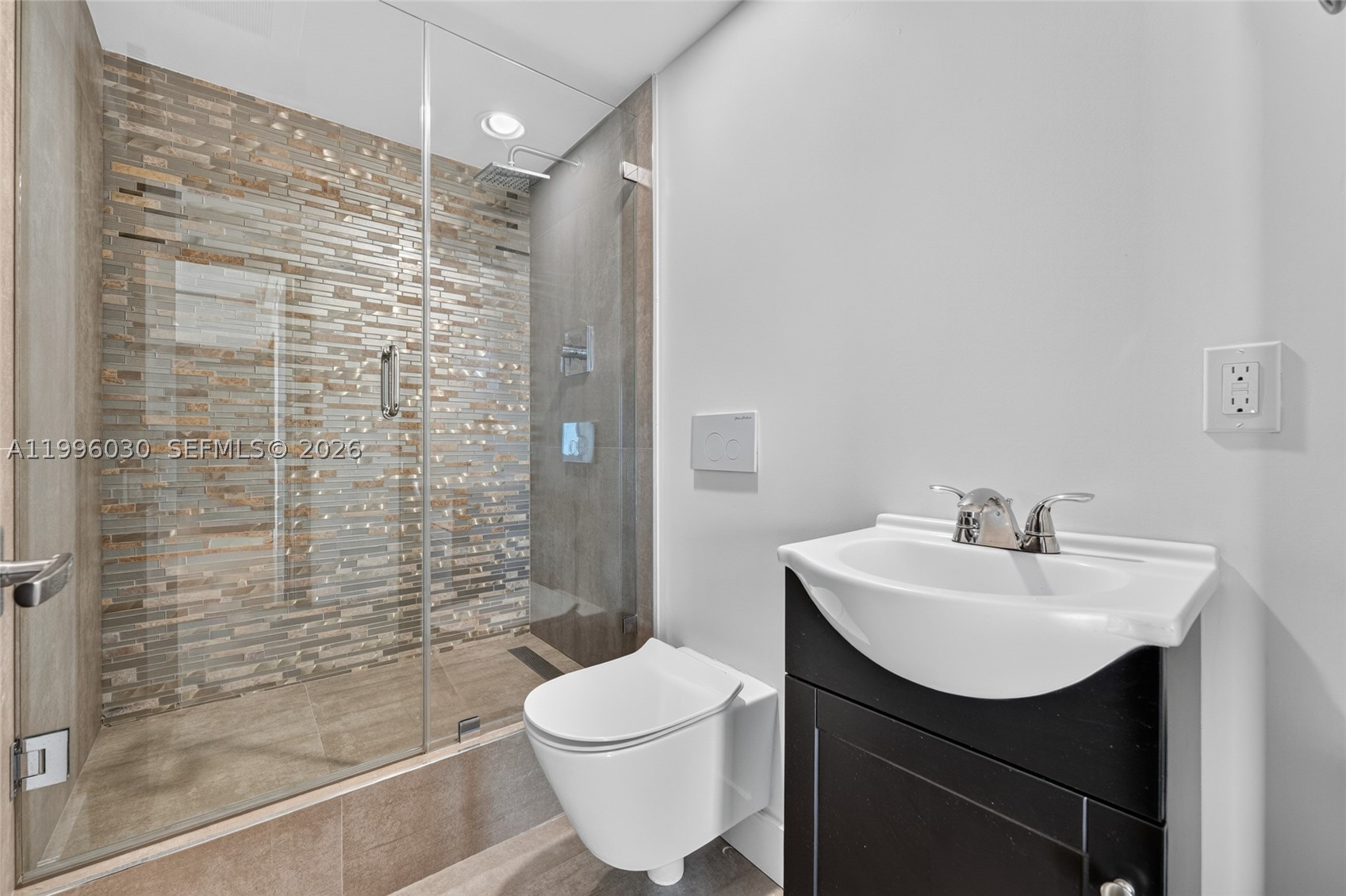 3951 S Ocean Dr #1803, Hollywood FL 33019