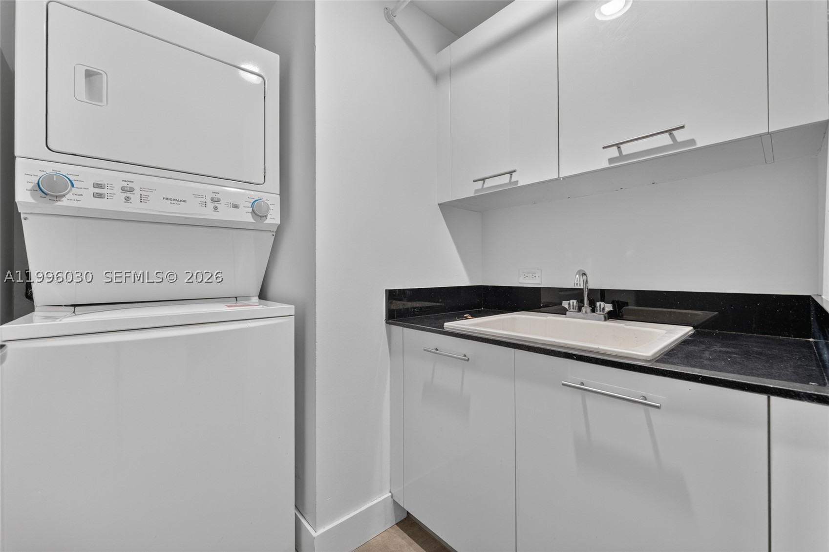 3951 S Ocean Dr #1803, Hollywood FL 33019