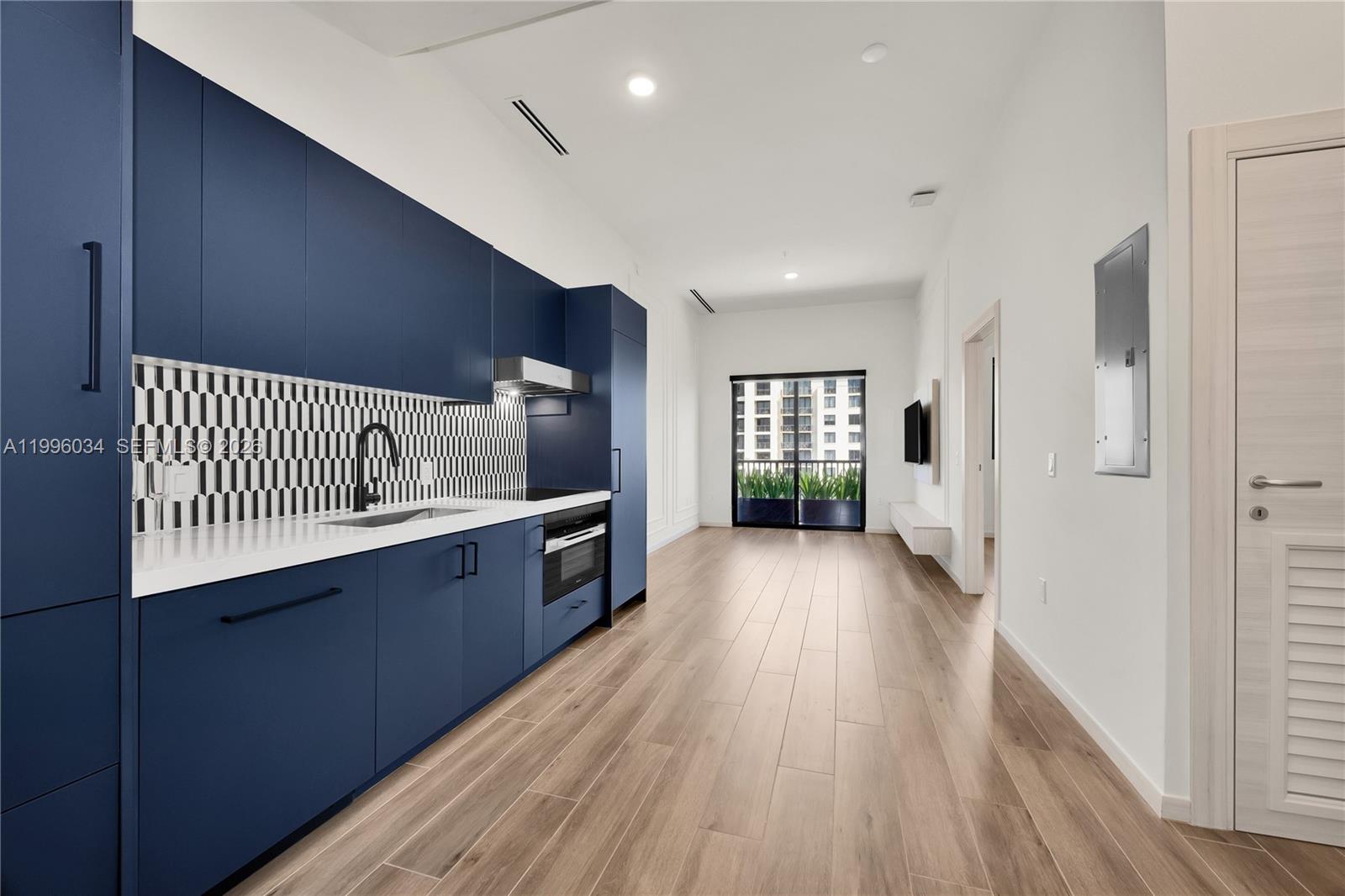 4220 Laguna St #803, Coral Gables FL 33146