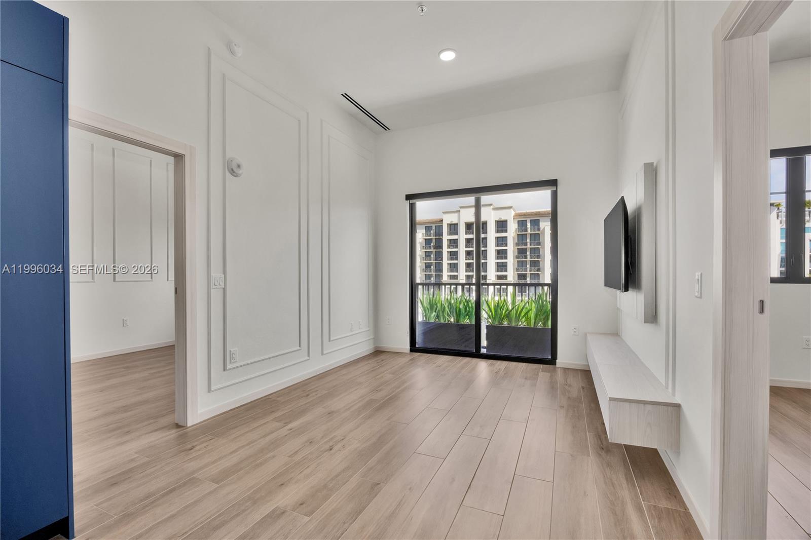 4220 Laguna St #803, Coral Gables FL 33146